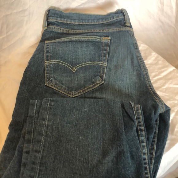 Men’s Levi’s Darkwash jeans - Picture 3 of 6